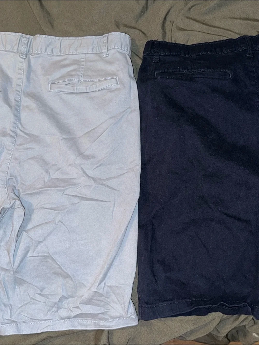 Boys Children’s Place Shorts Size 18 Light Hray & Navy